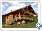 042. KUCE OD BALVANA